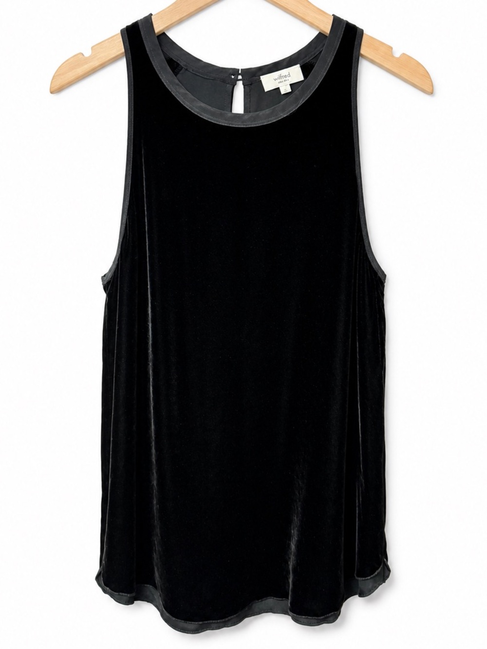 Aritzia Wilfred Silk Blend Velvet Tank Top Black Sleeveless Keyhole Back  Small